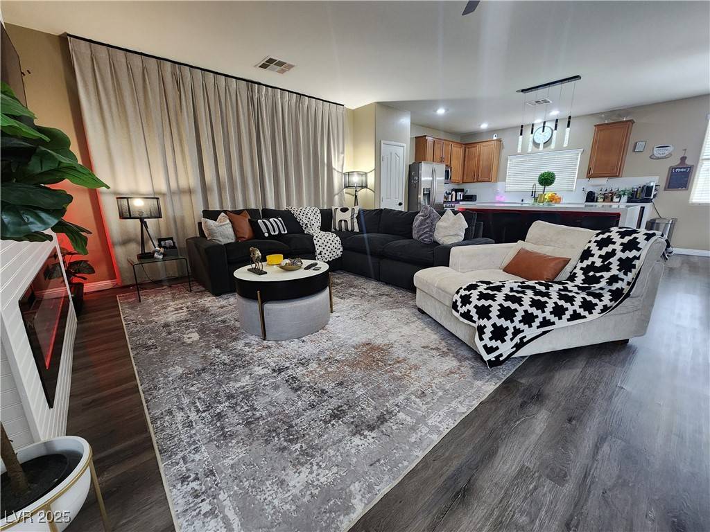 Las Vegas, NV 89183,259 Morning Crest AVE