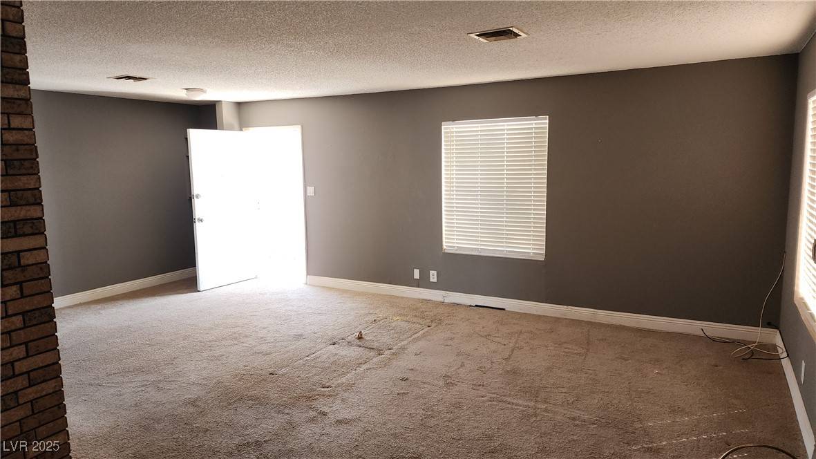 Las Vegas, NV 89120,3717 Casey DR