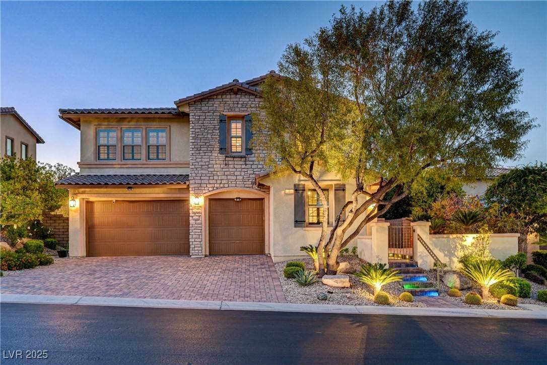 Las Vegas, NV 89138,12122 High Country LN