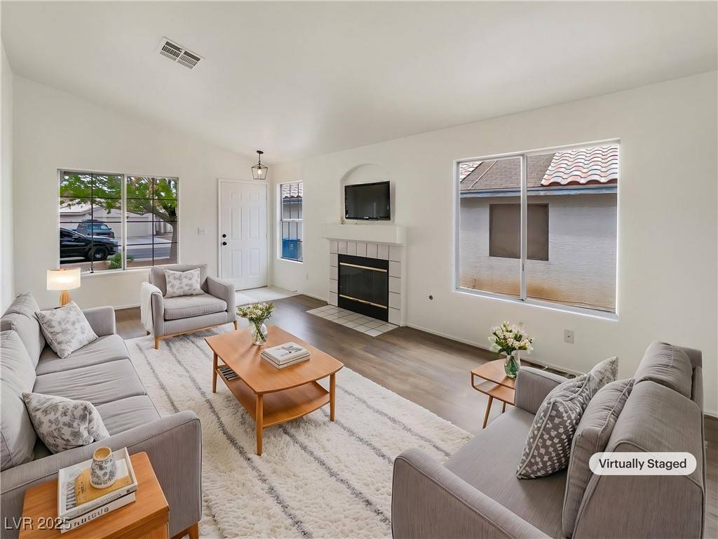 Las Vegas, NV 89156,6412 Dallaswood LN