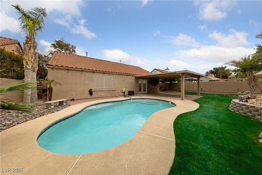 Henderson, NV 89015,619 Ancient Mayan DR