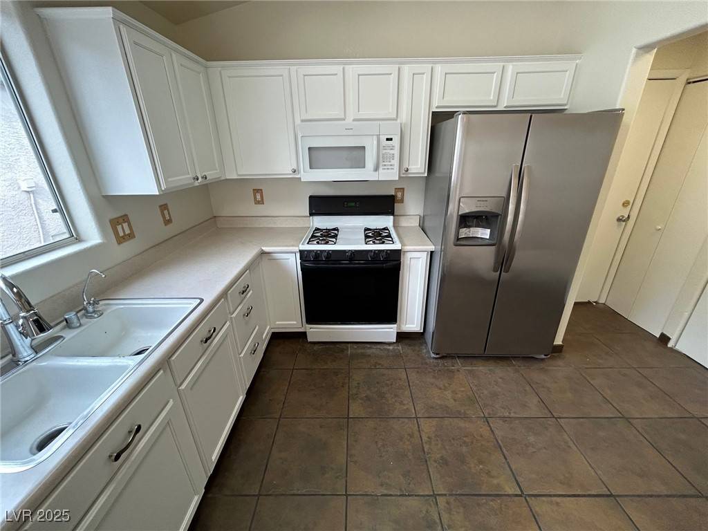 Las Vegas, NV 89147,4265 Desert Heart CT
