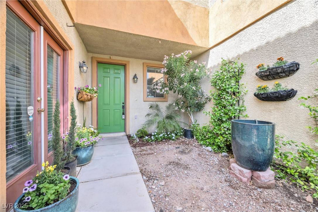 North Las Vegas, NV 89086,1604 Danielle Rebecca AVE