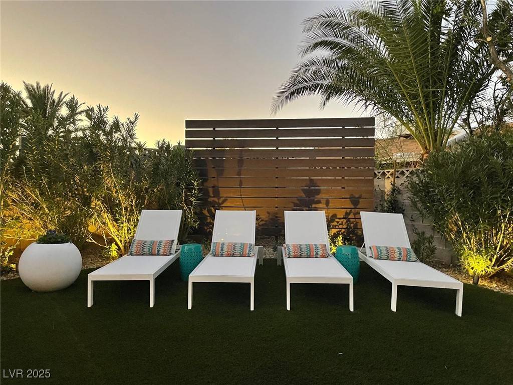 Las Vegas, NV 89146,6316 Bluejay WAY