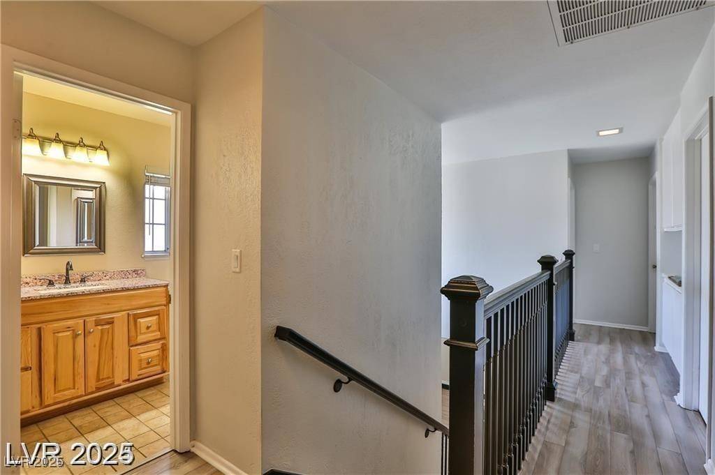 Henderson, NV 89002,722 Barrie CT