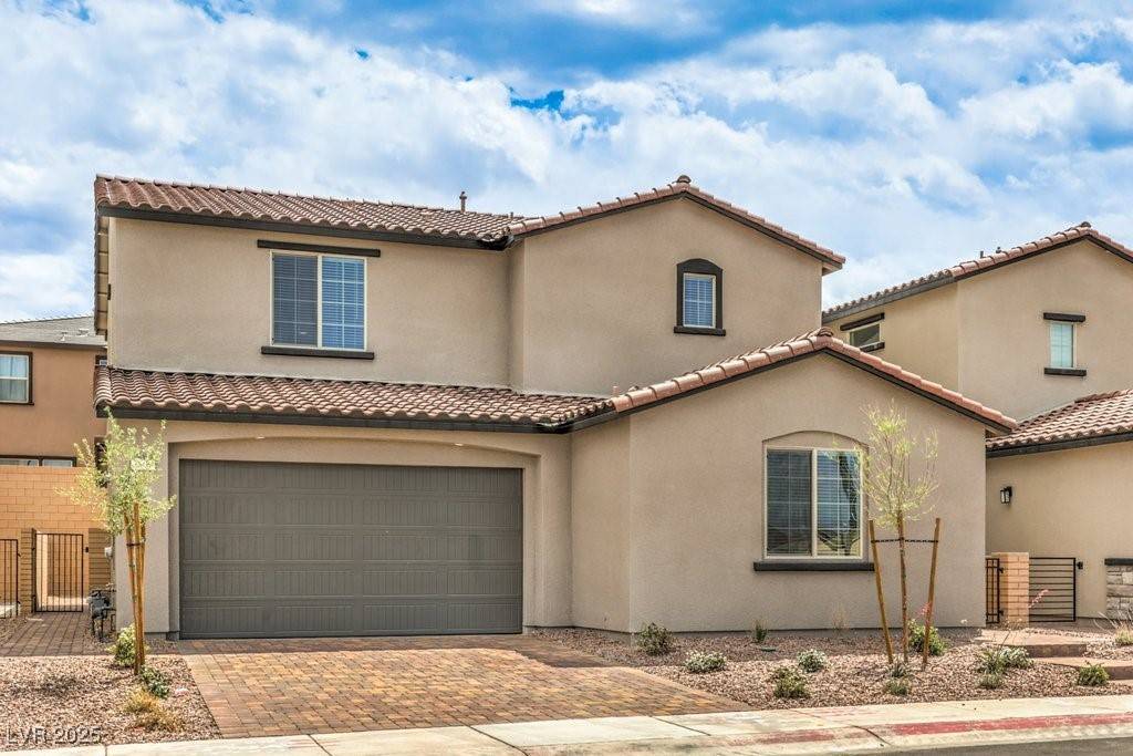 Henderson, NV 89015,89 Oratorio DR