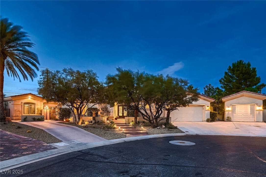 Las Vegas, NV 89149,5680 Coe Estates CT