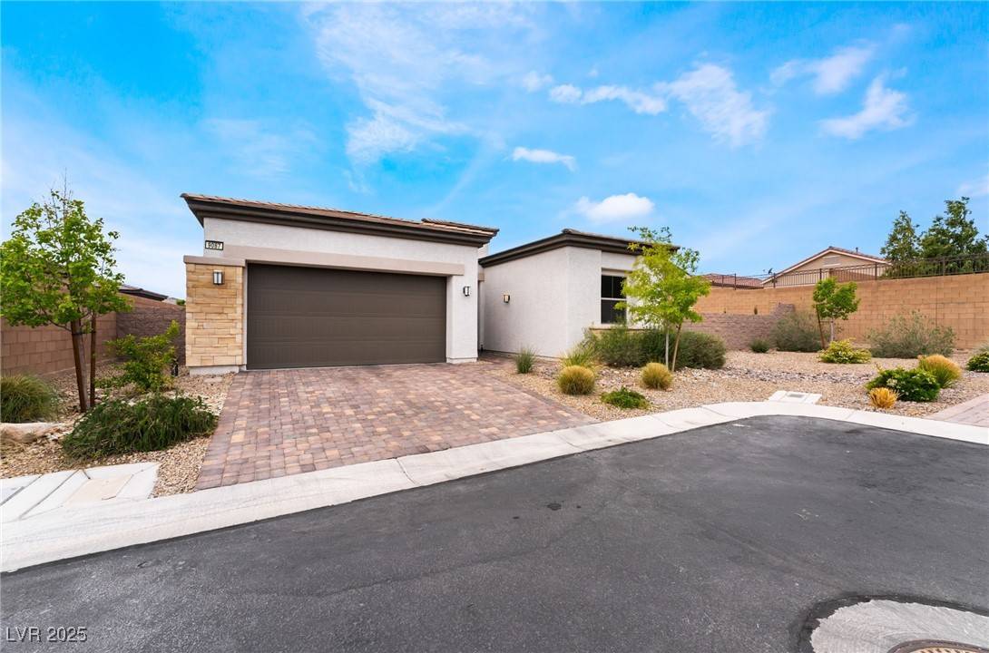 Las Vegas, NV 89148,9087 Golden Crow AVE