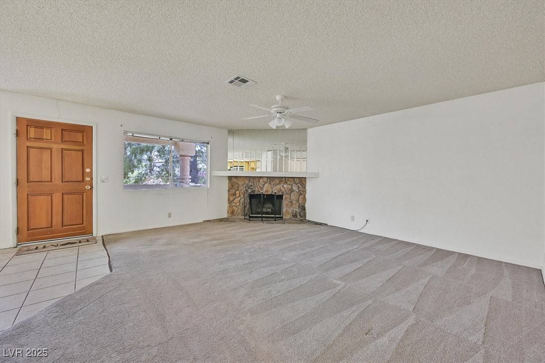 Las Vegas, NV 89128,1313 Pinto Rock LN #202