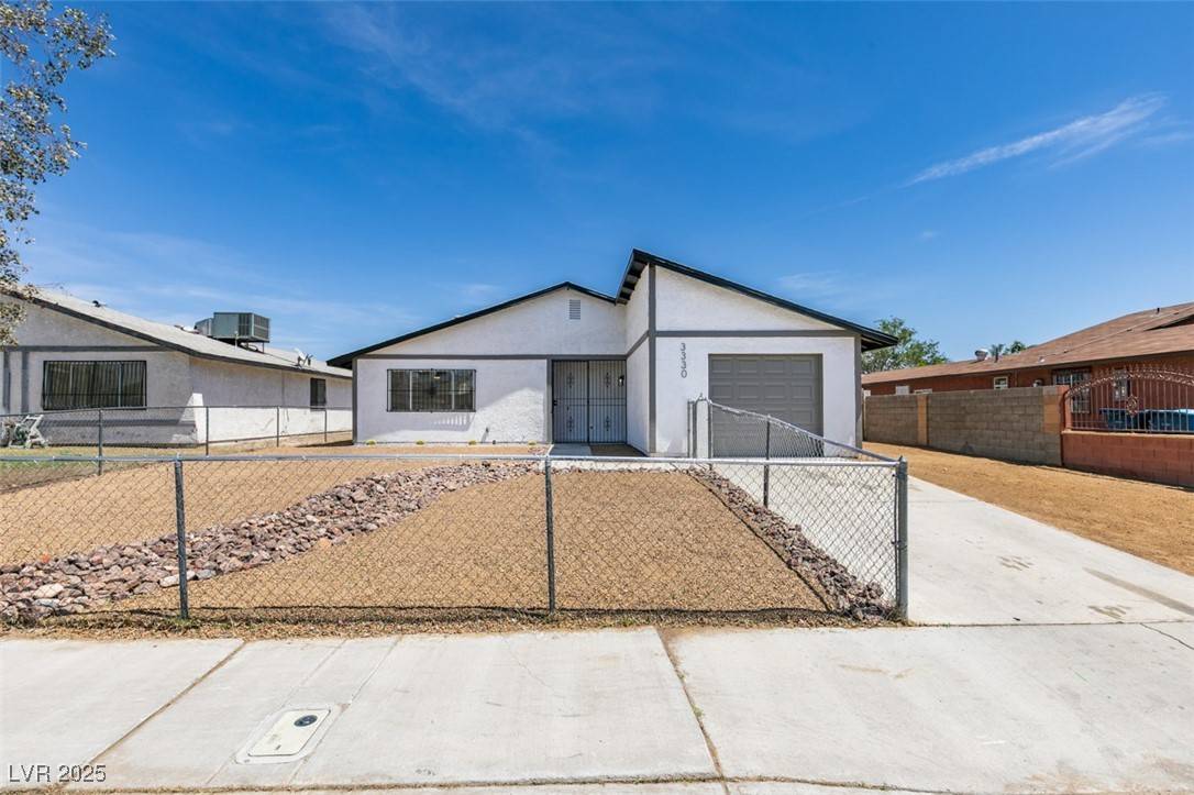 Las Vegas, NV 89115,3330 Rio Grande ST