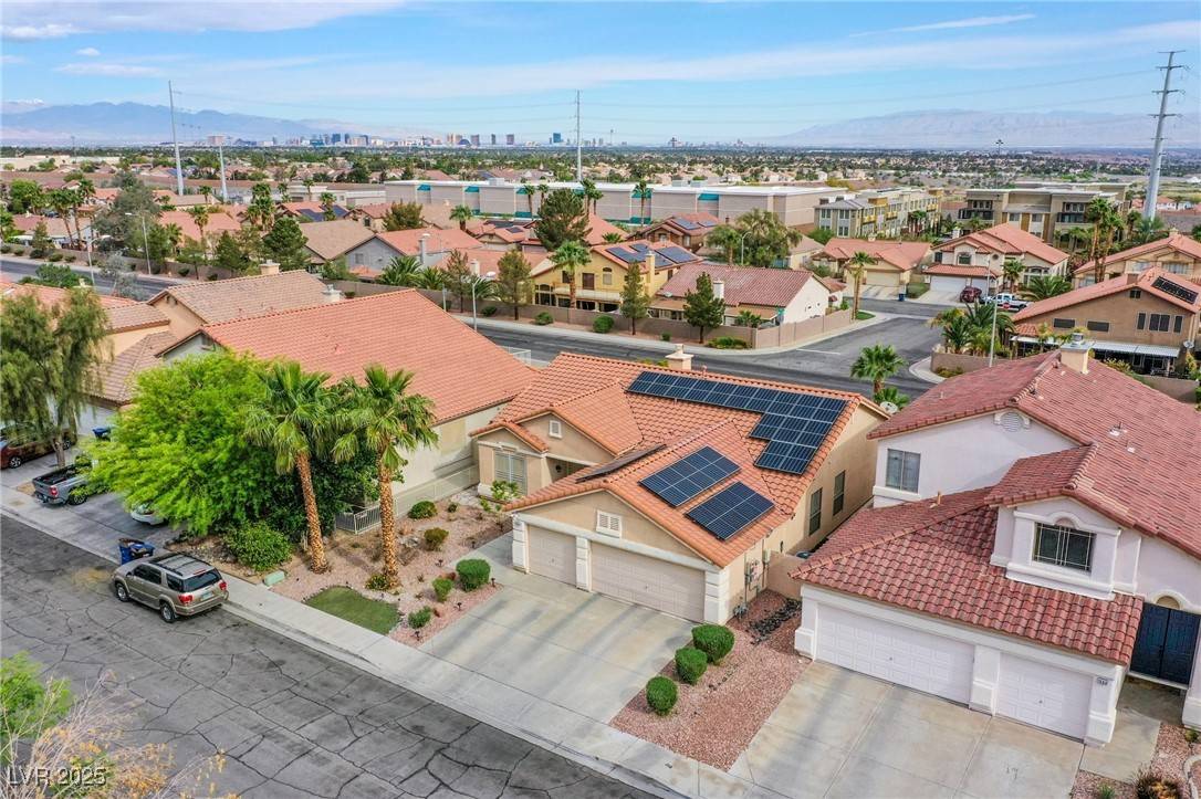 Henderson, NV 89012,1552 Livingston DR