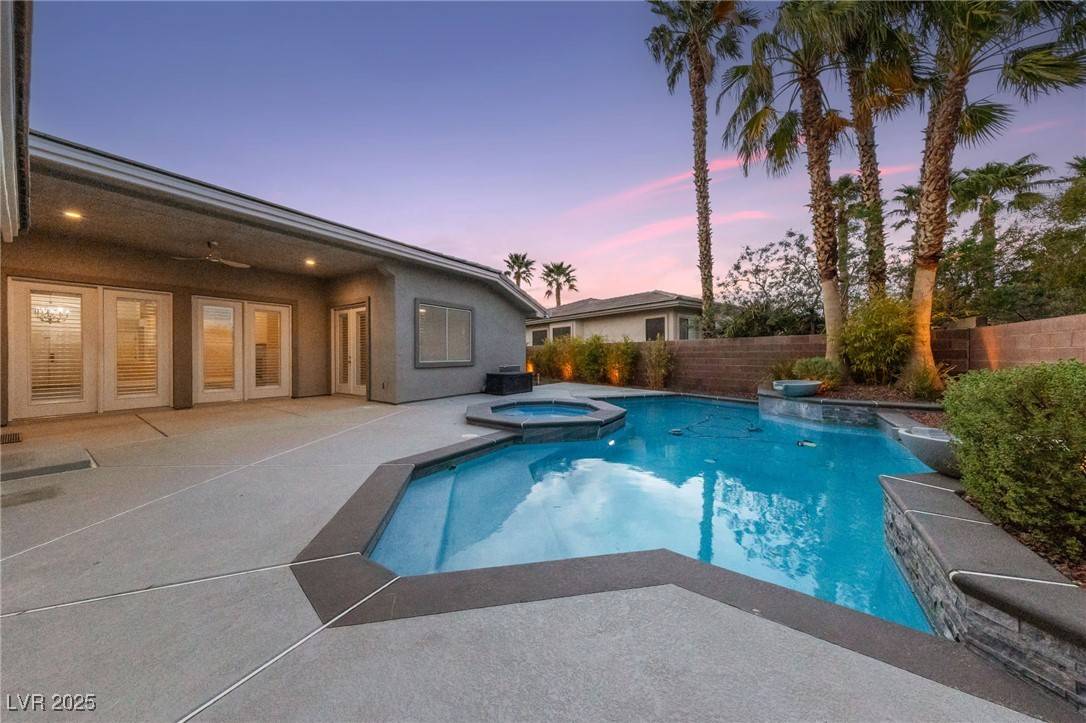 Las Vegas, NV 89145,616 Canyon Brook PL