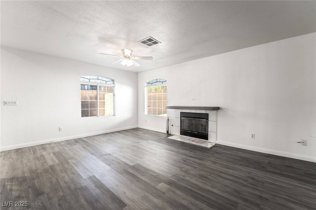 Las Vegas, NV 89108,5025 Starfinder AVE