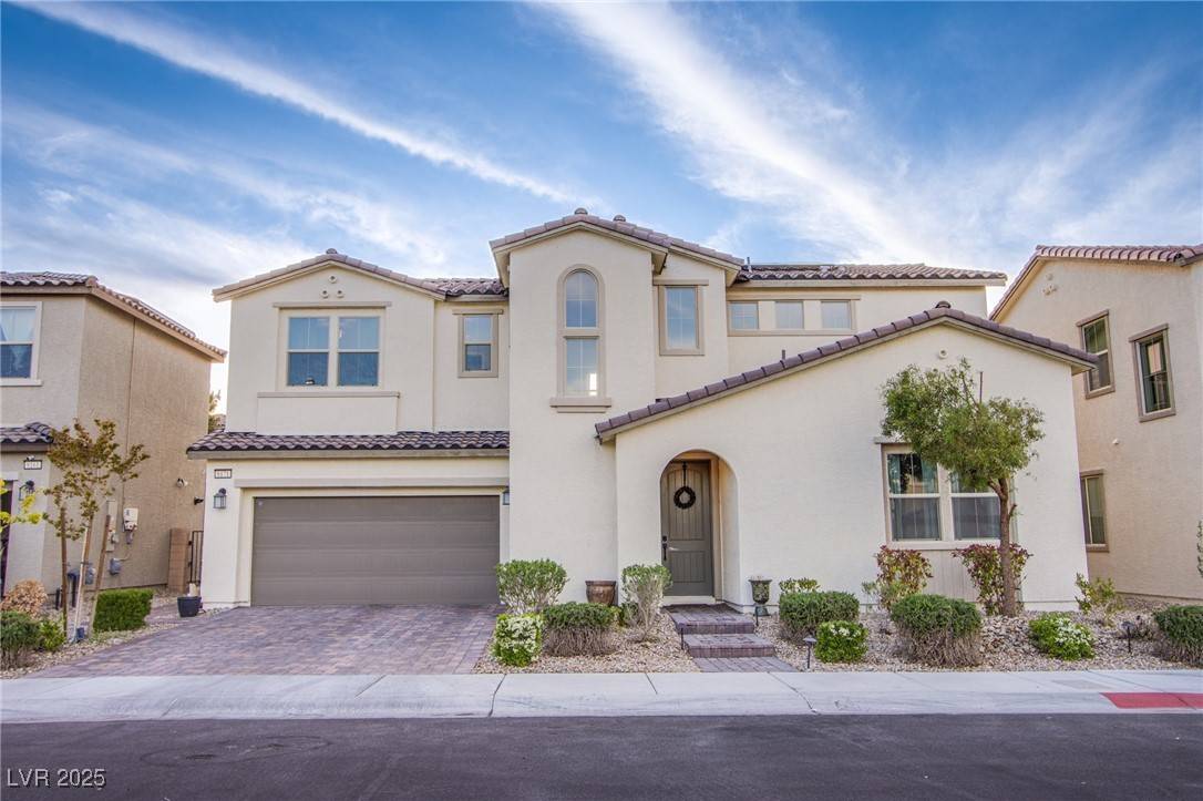 Las Vegas, NV 89166,8171 California Pine ST