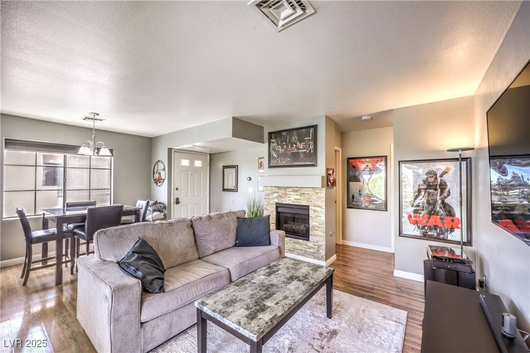 Las Vegas, NV 89103,4809 S Torrey Pines DR #201