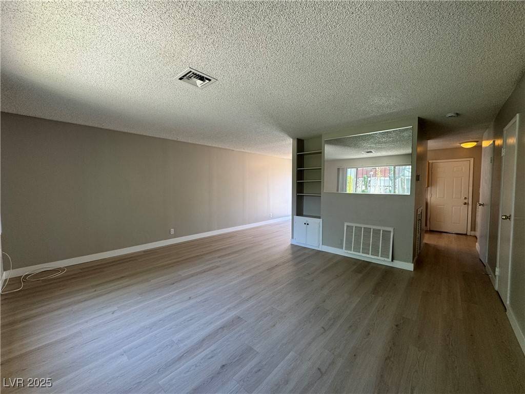 Las Vegas, NV 89121,173 Greenbriar Townhouse WAY