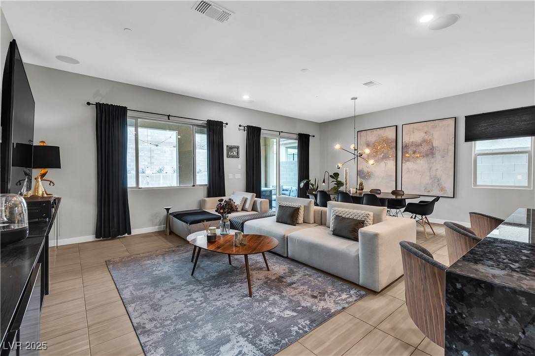 Las Vegas, NV 89138,397 Purple Sandpiper ST
