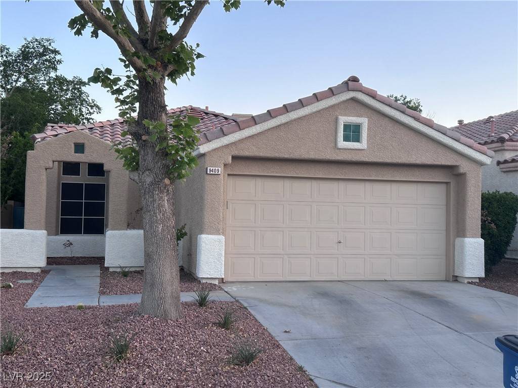 Las Vegas, NV 89134,9409 Summer Rain DR