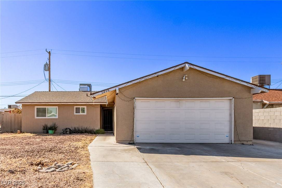 Las Vegas, NV 89107,5813 Halifax AVE