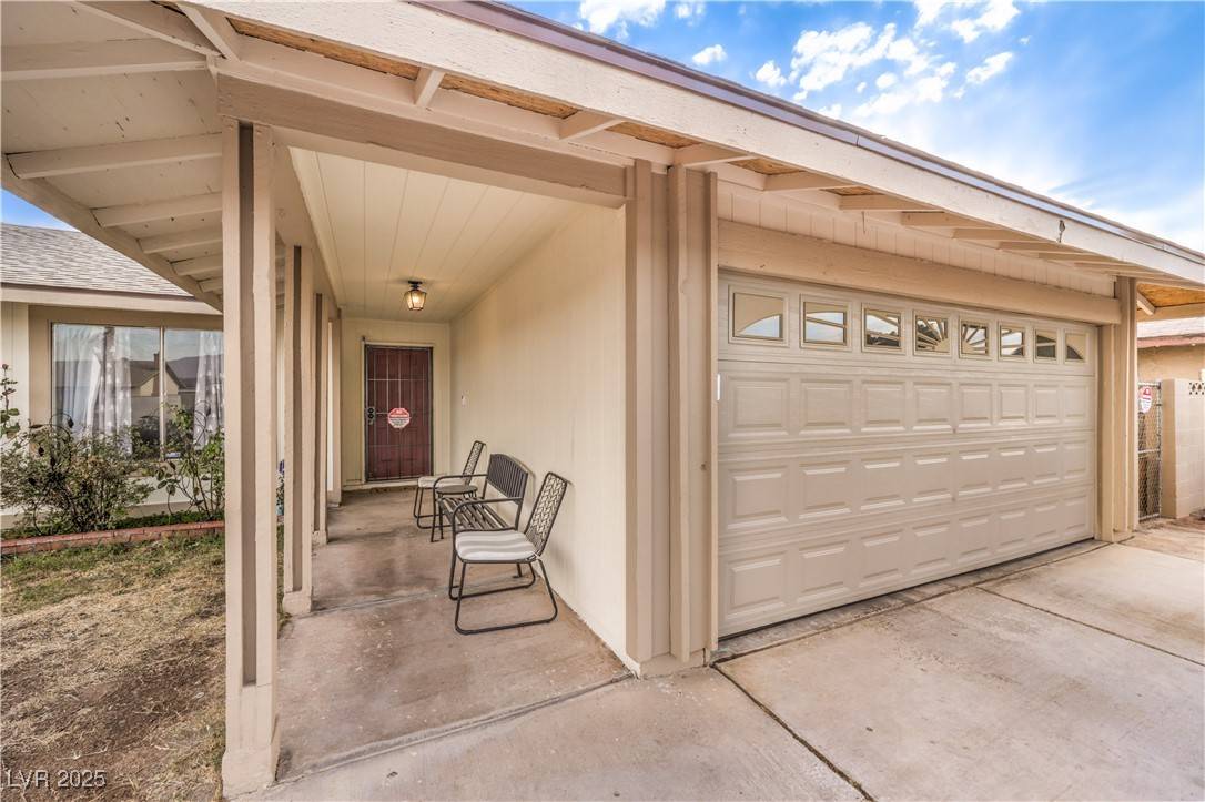 Las Vegas, NV 89108,5809 Robin LN