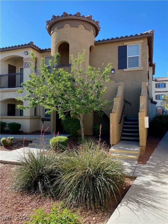 Henderson, NV 89074,50 Aura De Blanco ST #5201