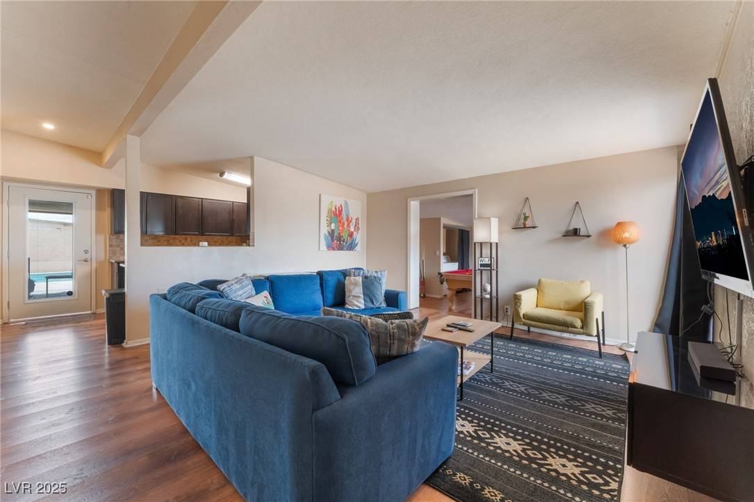 Las Vegas, NV 89169,1615 Palora AVE