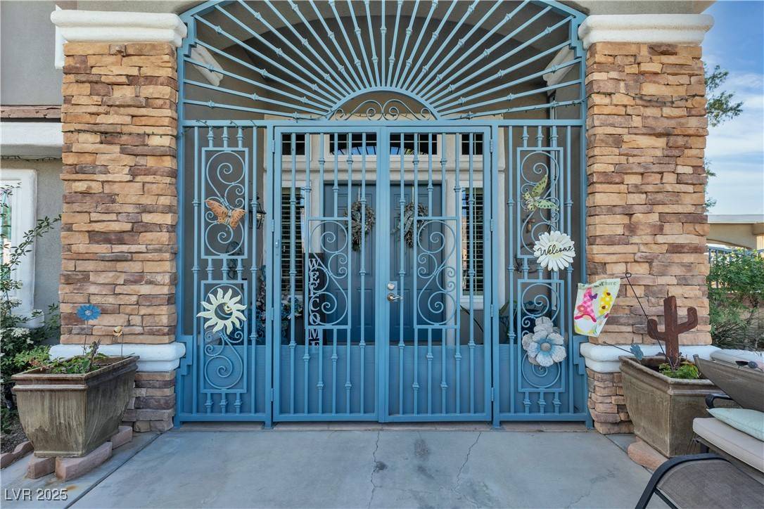 Las Vegas, NV 89110,131 Beesley DR