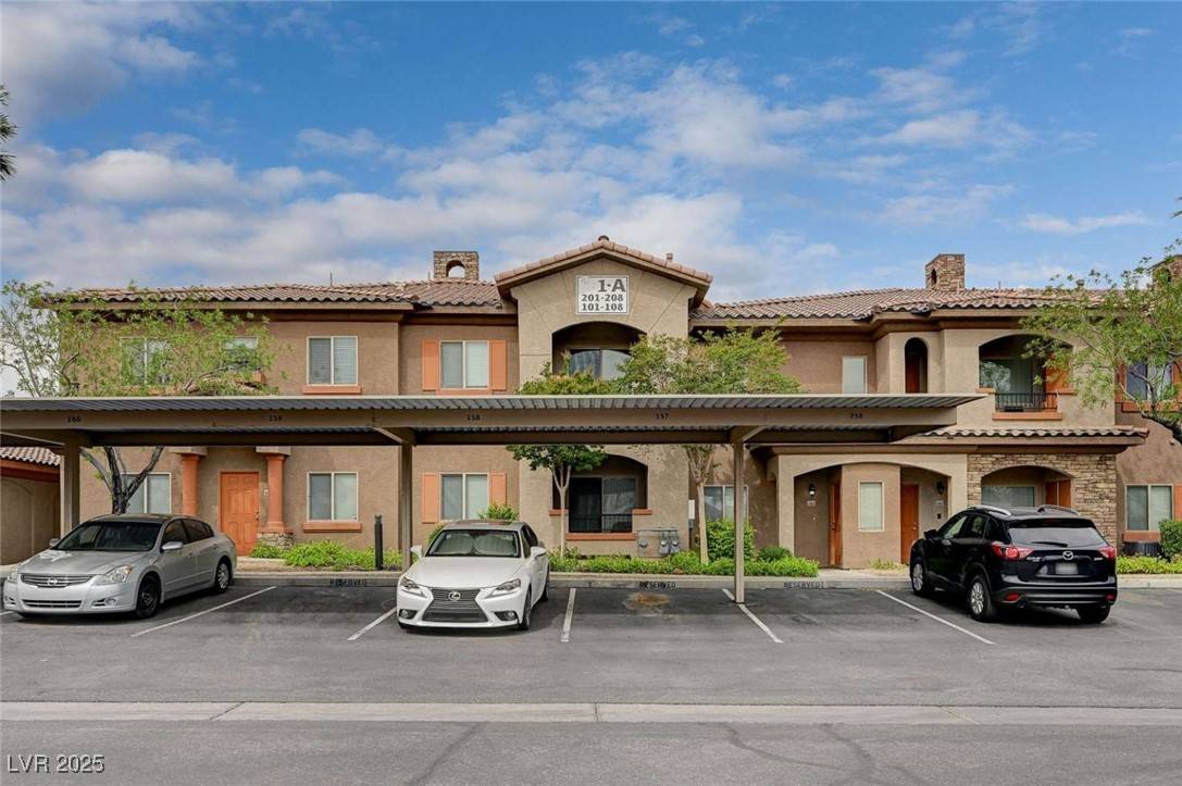 Las Vegas, NV 89113,7701 W Robindale RD #206