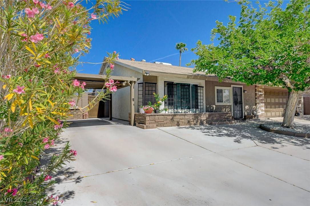 Las Vegas, NV 89146,3266 Mountain Spring RD