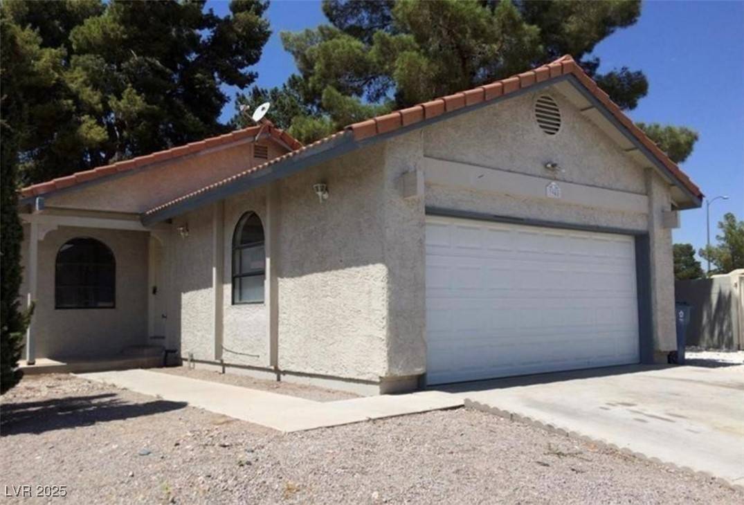 Las Vegas, NV 89108,3948 APPLECREST ST
