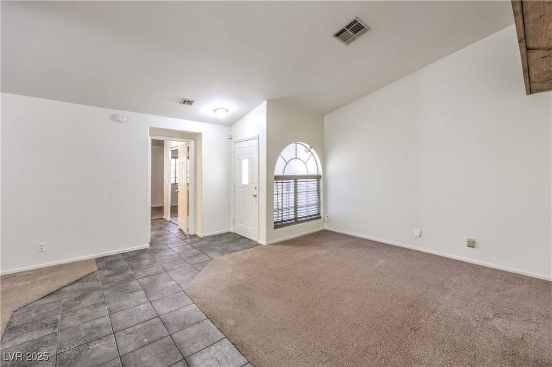 Las Vegas, NV 89129,3660 Renovah ST #202