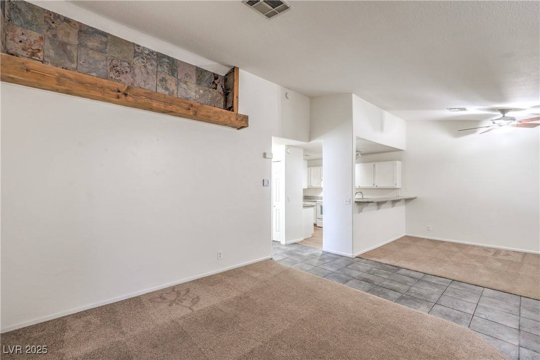 Las Vegas, NV 89129,3660 Renovah ST #202