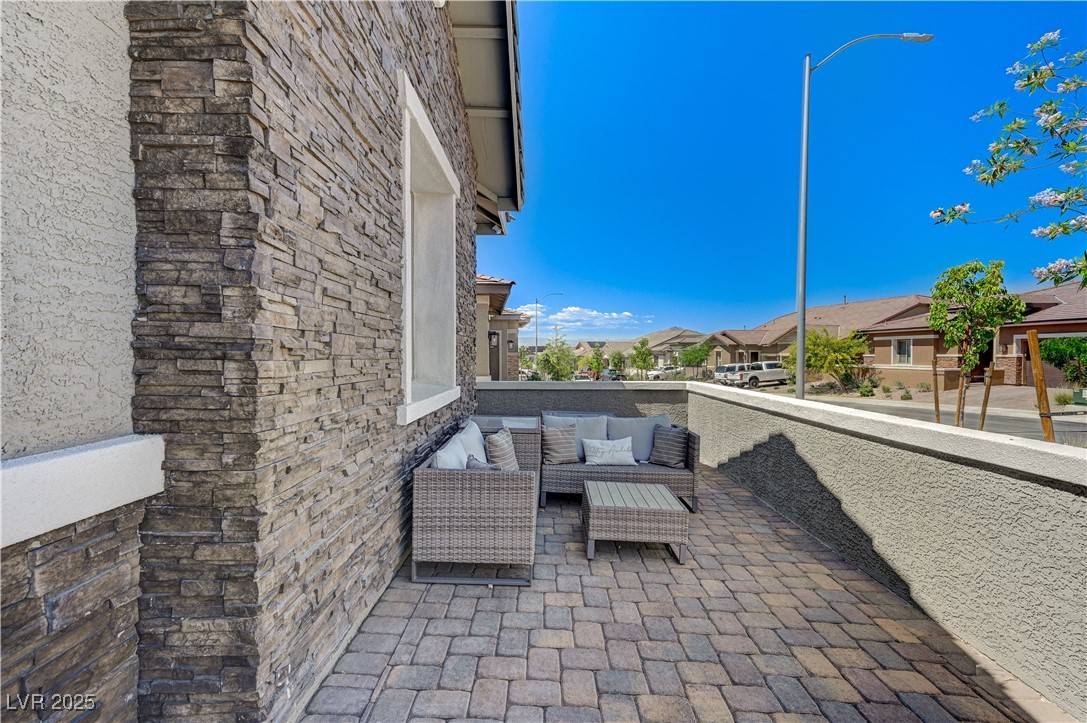 Henderson, NV 89011,689 Moonstone Beach PL