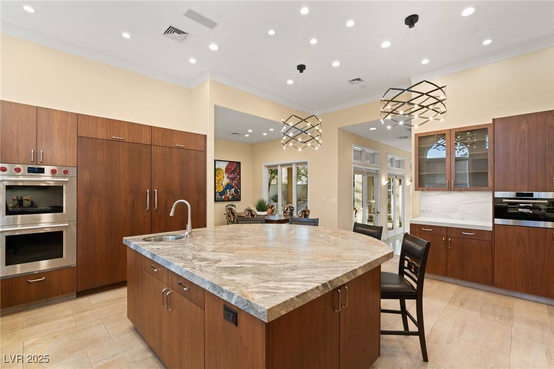 Las Vegas, NV 89102,1234 CAMPBELL DR