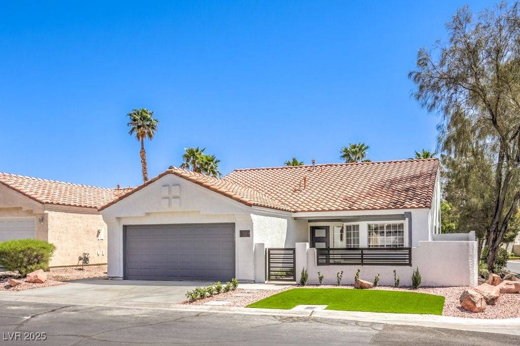 Las Vegas, NV 89149,5436 RED SUN DR