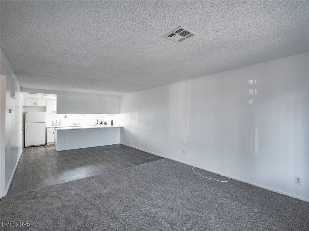 Las Vegas, NV 89103,4768 Sand Creek AVE #B