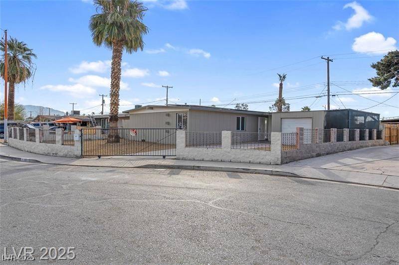 North Las Vegas, NV 89030,2801 Emmons AVE