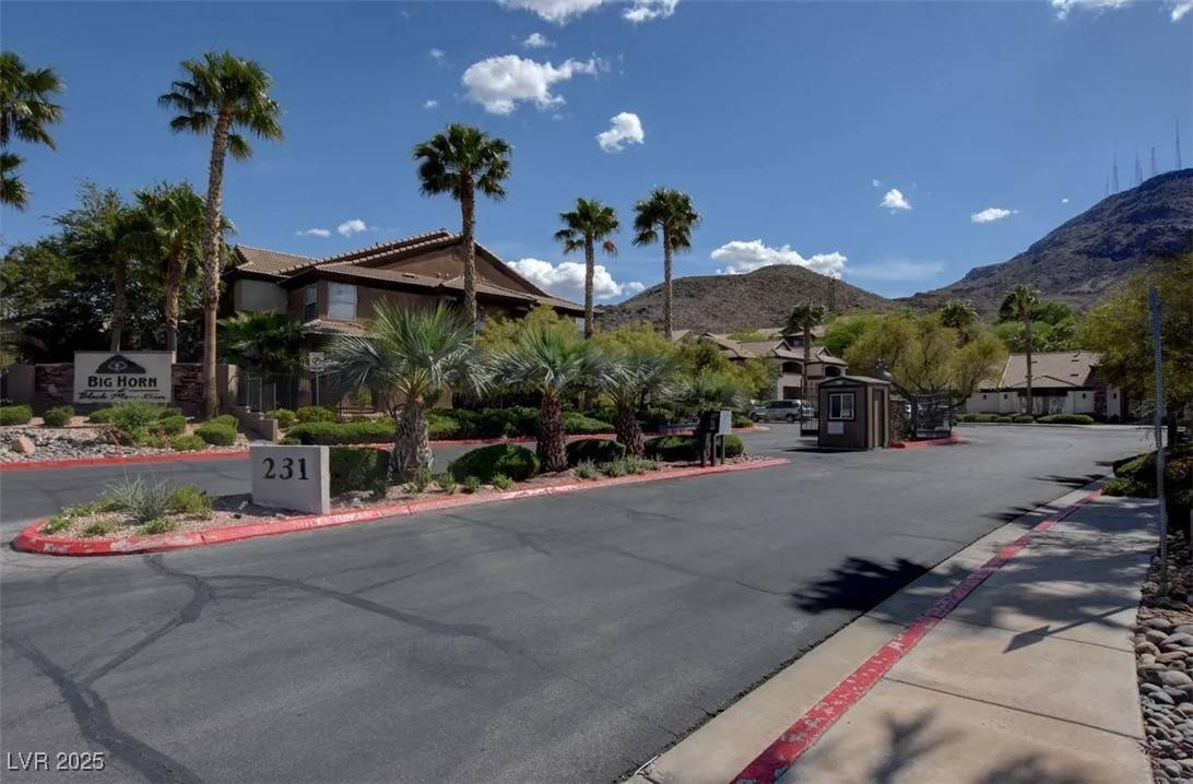 Henderson, NV 89012,231 W Horizon Ridge Pkwy #713