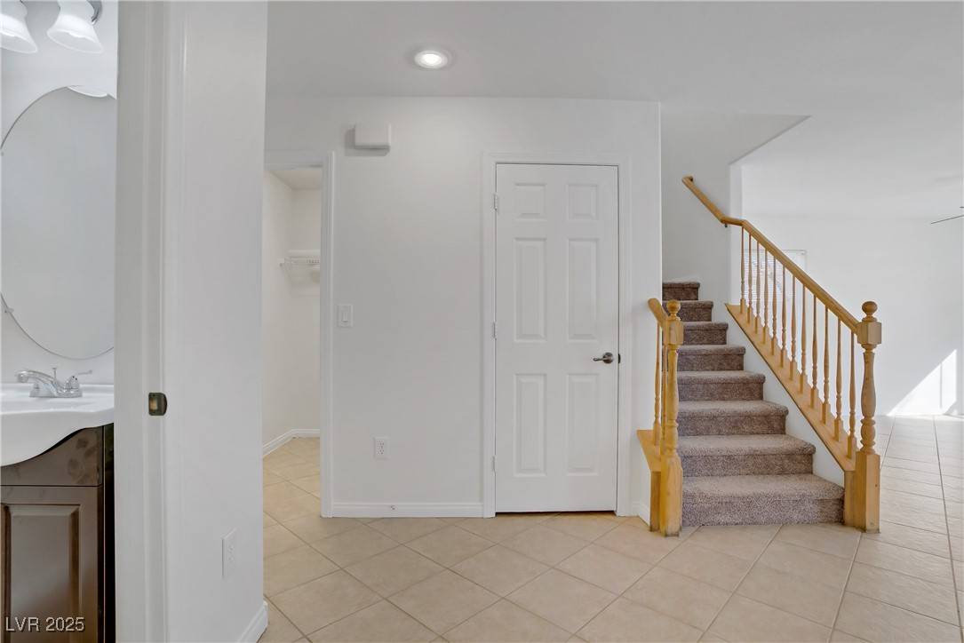 North Las Vegas, NV 89084,6625 Pine Siskin PL