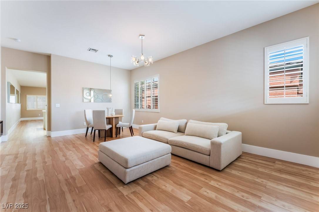Las Vegas, NV 89144,601 Bear Grass ST