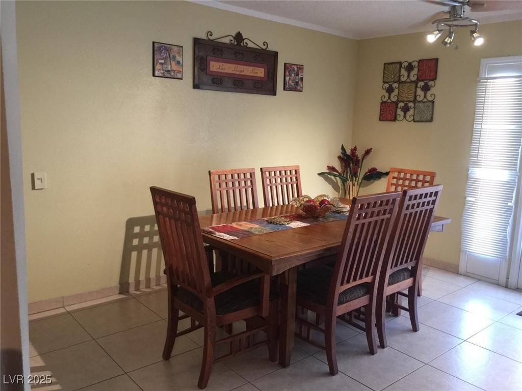 Las Vegas, NV 89146,5033 Cindy WAY