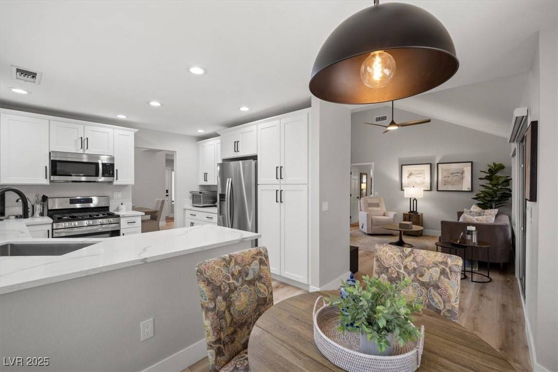 Las Vegas, NV 89134,9540 Eagle Valley DR