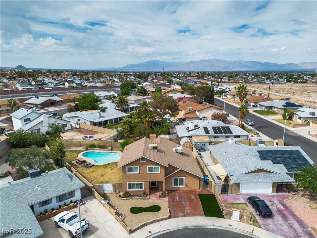 Las Vegas, NV 89145,7604 Charles Conrad CIR