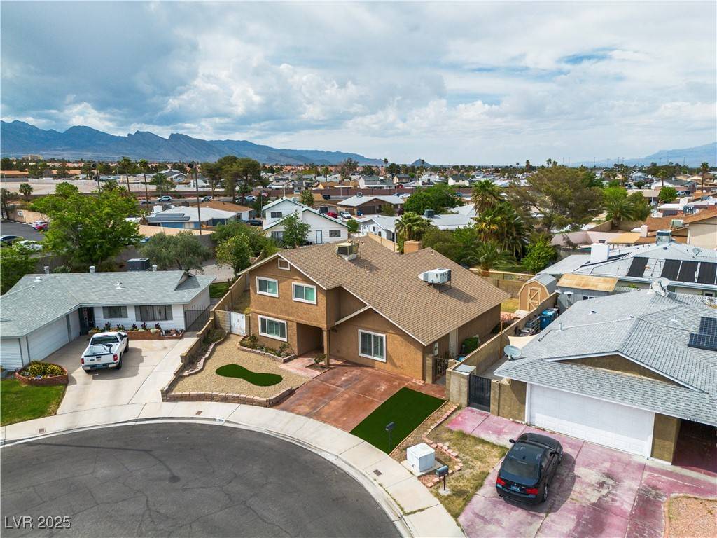 Las Vegas, NV 89145,7604 Charles Conrad CIR