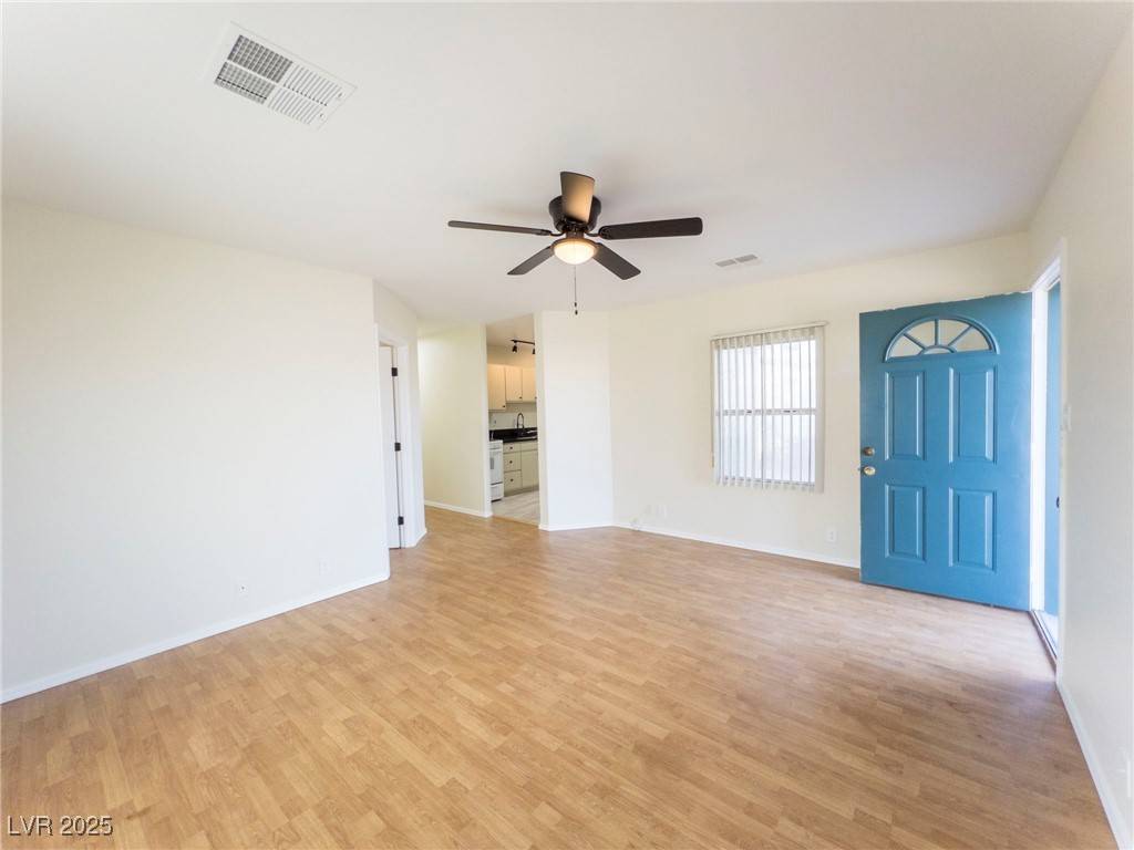 Henderson, NV 89015,211 Kansas AVE
