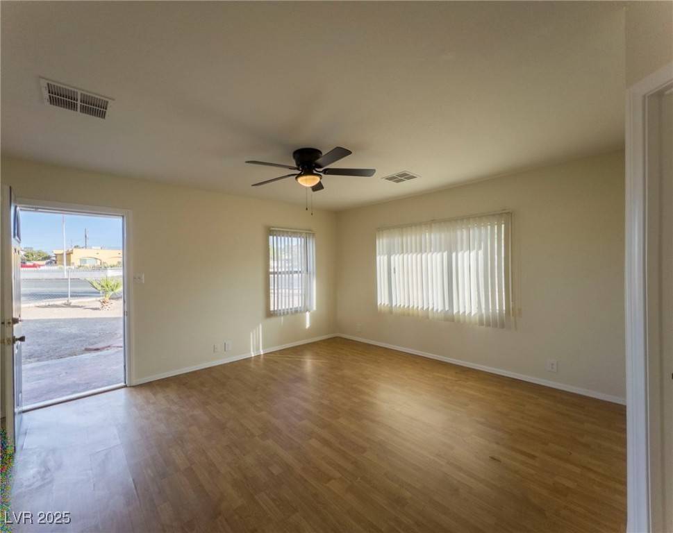 Henderson, NV 89015,211 Kansas AVE