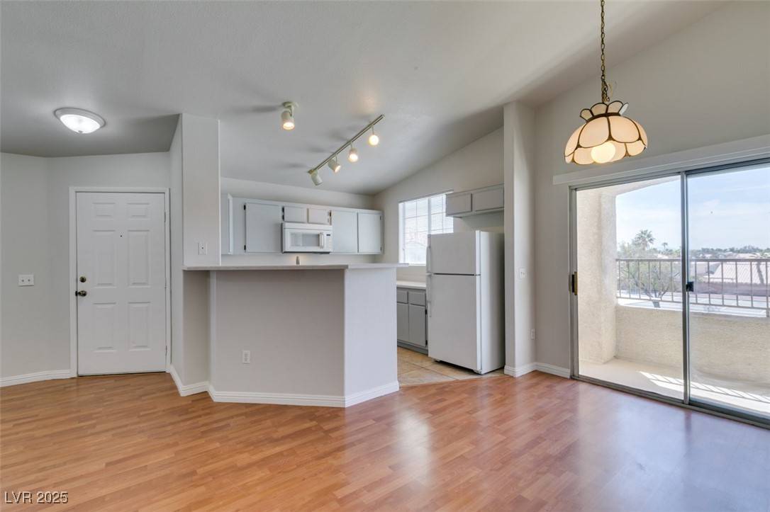 North Las Vegas, NV 89032,1881 W Alexander RD #2079