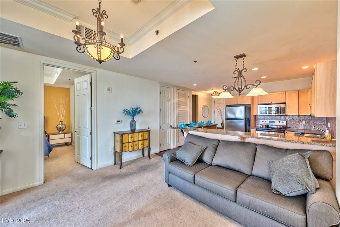 Las Vegas, NV 89123,2405 W Serene AVE #703