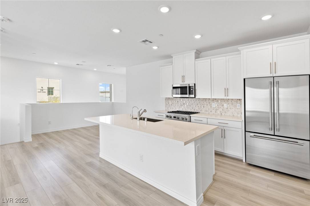 Las Vegas, NV 89138,600 N Carriage Hill DR #2098