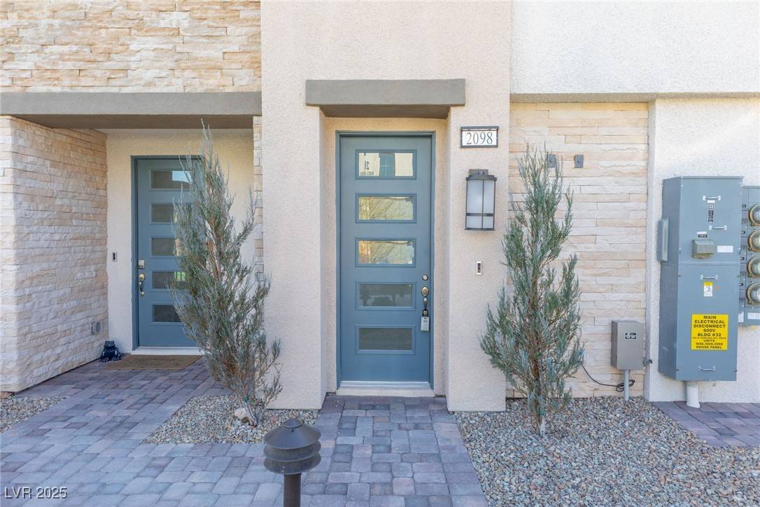 Las Vegas, NV 89138,600 N Carriage Hill DR #2098